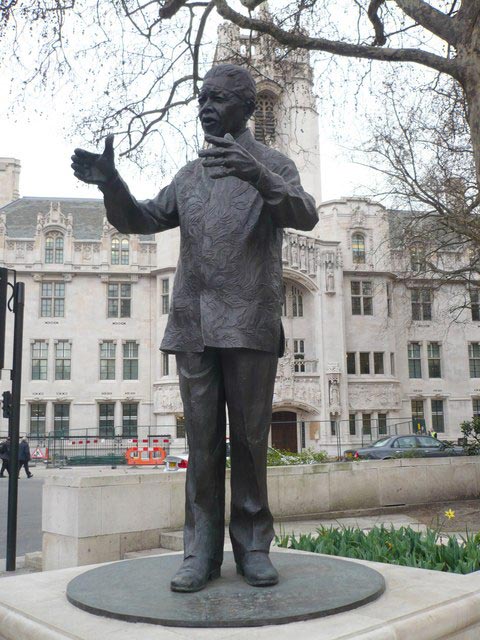 Statue of Nelson Mandela on Parliament Square, Westminster. 