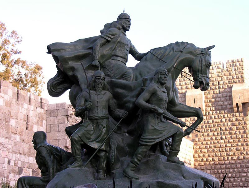 Statue of Saladin in Damascus.
