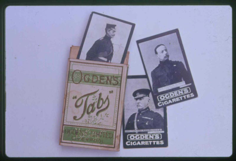 Cigarette Pack with cards depicting soldiers.