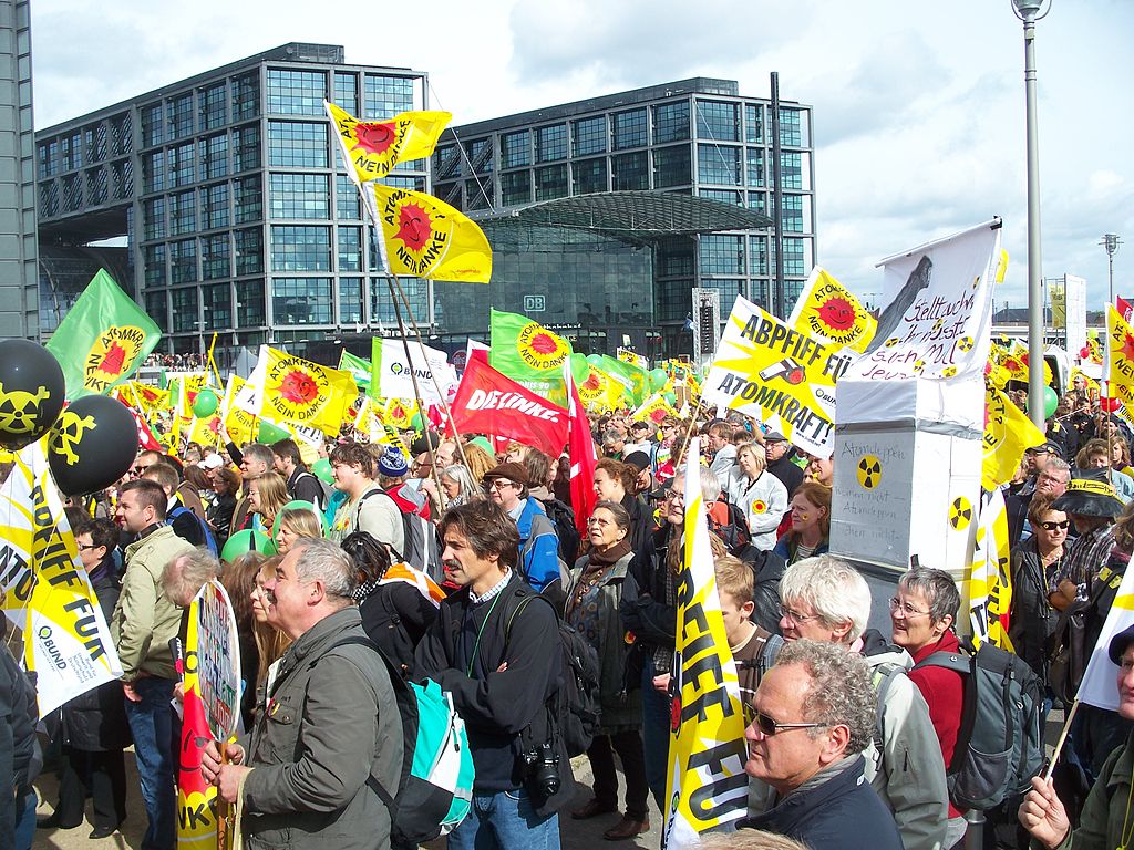 A street protest against the prolongation of the remaining time for nuclear power plants in Berlin.