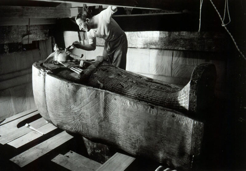 Howard Carter in King Tutankhamen's tomb